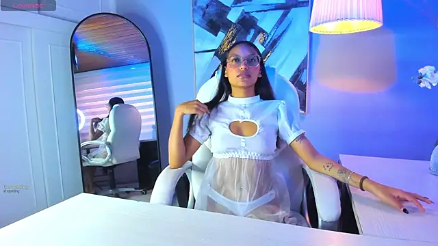 Snapshot of miel_ambar chatting on May 7, 2026, 1:16 pm miel ambar online show from May 7, 2026, 1:16 pm