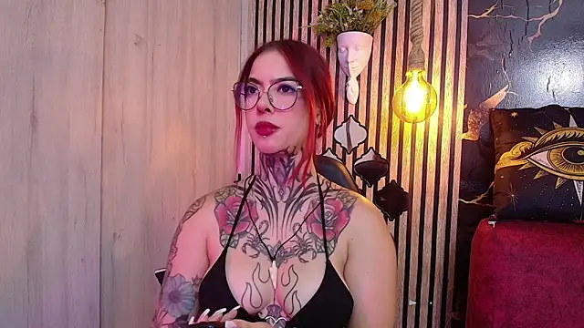 Snapshot of Atenea_Red chatting on May 26, 2026, 9:55 pm Atenea Red online show from May 26, 2026, 9:55 pm