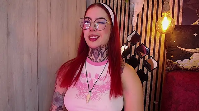 Snapshot of Atenea_Red chatting on June 13, 2026, 7:45 pm Atenea Red online show from June 13, 2026, 7:45 pm