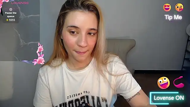 Ambar lynn01 online show from June 21, 2026, 8:11 pm