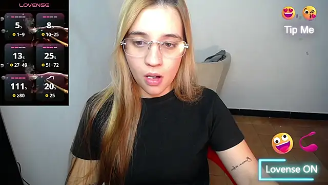 Ambar lynn01 online show from June 26, 2026, 8:13 pm