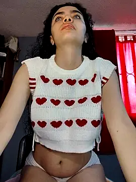 Karina Mon online show from April 21, 2026, 7:39 pm