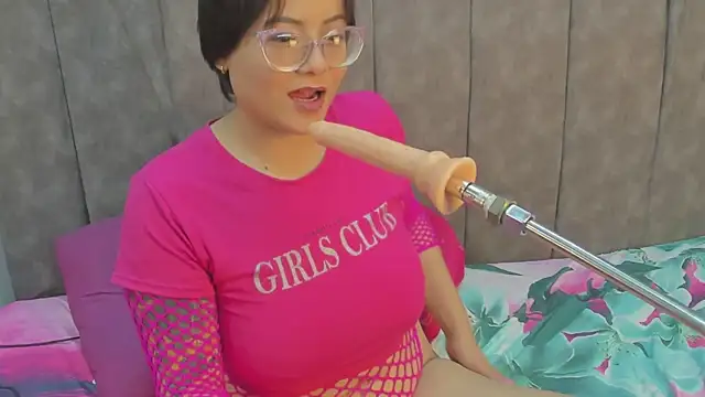 kiara78sweet online show from April 21, 2026, 2:51 am