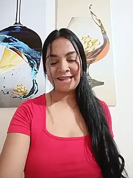 Snapshot of Silvana2927 chatting on May 27, 2026, 3:25 am Silvana2927 online show from May 27, 2026, 3:25 am