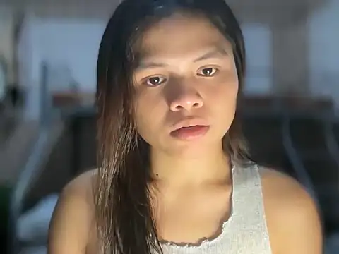 transaliyah online show from April 22, 2026, 6:49 am