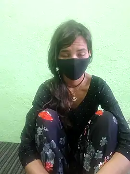 Priya7579 online show from April 21, 2026, 2:51 am