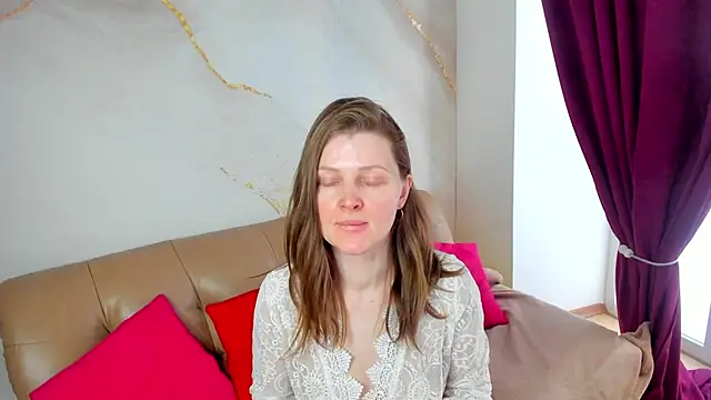 Snapshot of Liza__Evans chatting on April 23, 2026, 2:02 am Liza Evans online show from April 23, 2026, 2:02 am