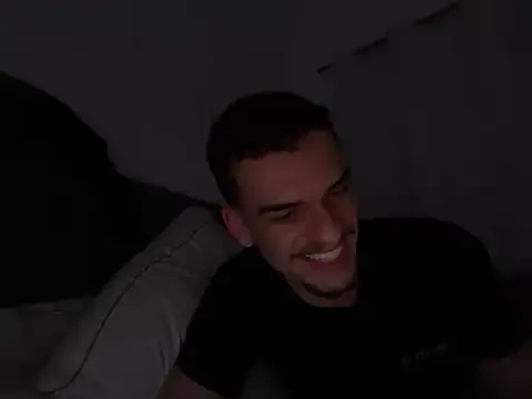 Santonn  online show from April 16, 2026, 4:46 am