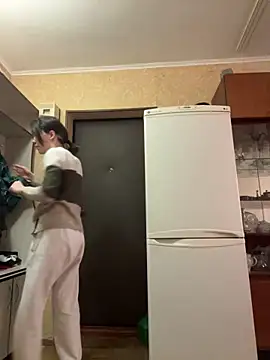 Danacoree online show from April 28, 2026, 2:55 pm