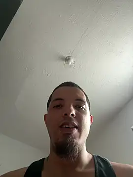 irakyhernadez online show from April 28, 2026, 2:11 pm