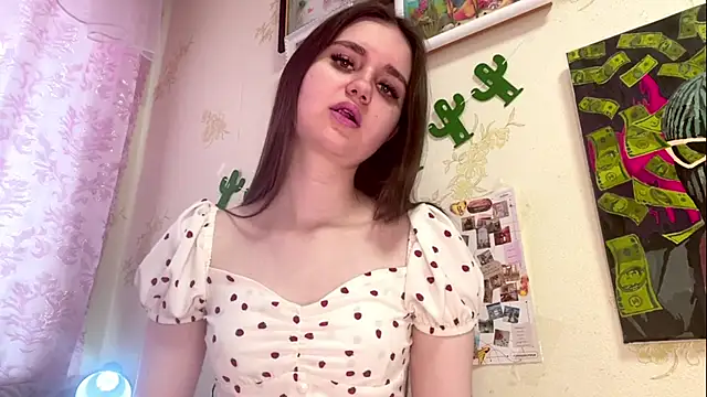 MargueritaTina online show from April 30, 2026, 7:14 am