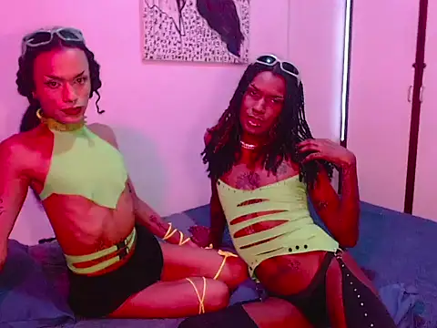 ZorraRojaa online show from April 26, 2026, 10:07 pm