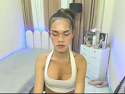 Seductive aliyah online show from June 5, 2026, 6:24 pm