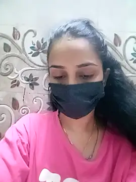 Lusi G online show from April 19, 2026, 10:03 am