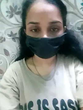 Lusi G online show from April 28, 2026, 11:26 am