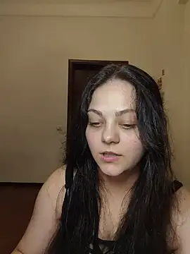 Snapshot of _Mikky_lil_ chatting on July 5, 2026, 8:05 pm Mikky lil online show from July 5, 2026, 8:05 pm