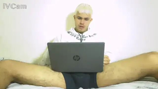 Snapshot of EdwinBoys chatting on July 23, 2026, 2:04 pm EdwinBoys online show from July 23, 2026, 2:04 pm