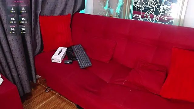 Snapshot of Rouse_benbett chatting on May 27, 2026, 12:46 pm Rouse benbett online show from May 27, 2026, 12:46 pm