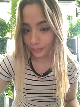 Snapshot of Bebitafiu chatting on July 14, 2026, 10:15 pm Bebitafiu online show from July 14, 2026, 10:15 pm