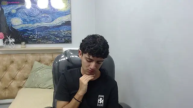 XebasTwink online show from April 19, 2026, 7:05 pm