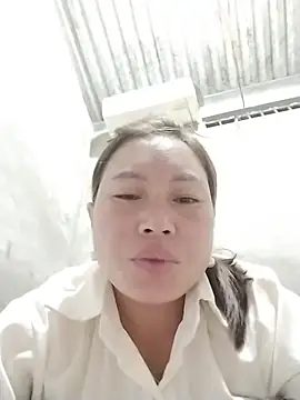 Snapshot of Cong2211 chatting on June 19, 2026, 12:53 pm Cong2211 online show from June 19, 2026, 12:53 pm