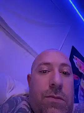 Whosdiss online show from June 19, 2026, 7:23 am