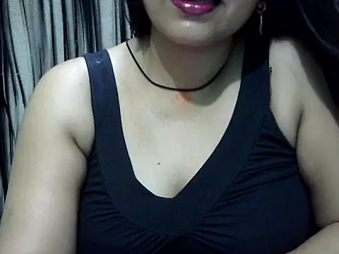 Snapshot of Sexy_Mahekk chatting on June 10, 2026, 8:02 am Sexy Mahekk online show from June 10, 2026, 8:02 am