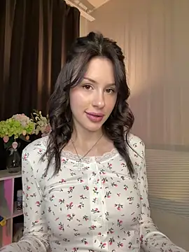 SearchyourAngel online show from April 16, 2026, 3:13 pm