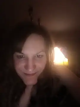 Snapshot of AnnieNet chatting on May 24, 2026, 8:58 pm AnnieNet online show from May 24, 2026, 8:58 pm