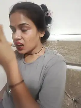 Snapshot of Dimple-Shah chatting on July 11, 2026, 1:25 pm Dimple-Shah online show from July 11, 2026, 1:25 pm