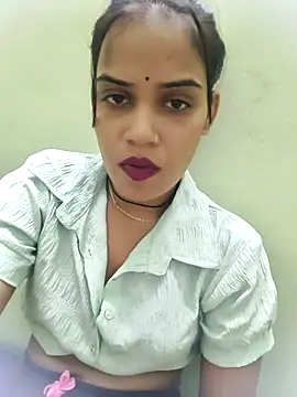 Snapshot of Dimple-Shah chatting on July 30, 2026, 12:37 pm Dimple-Shah online show from July 30, 2026, 12:37 pm