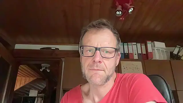 Snapshot of o_florian_o1 chatting on July 7, 2026, 4:59 am o florian o1 online show from July 7, 2026, 4:59 am