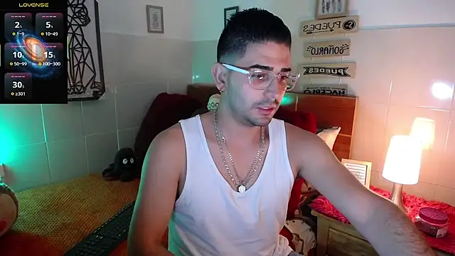 Snapshot of andders_ chatting on July 2, 2026, 10:27 pm andders online show from July 2, 2026, 10:27 pm