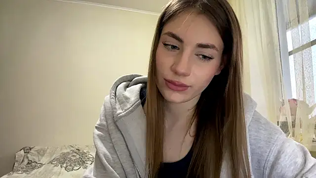 simmisweet online show from April 26, 2026, 5:10 pm