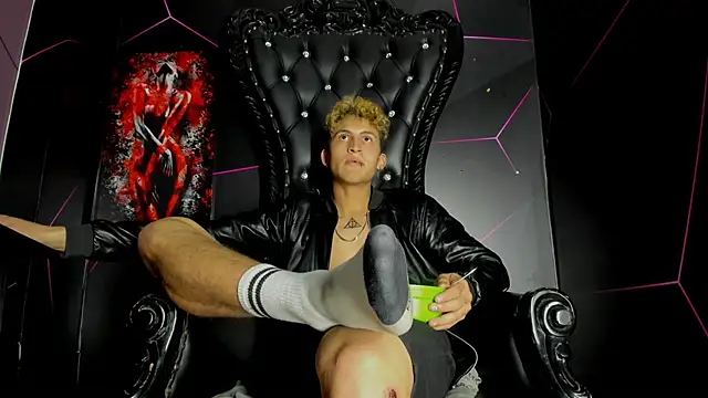 Axel Romanov online show from June 28, 2026, 2:50 am