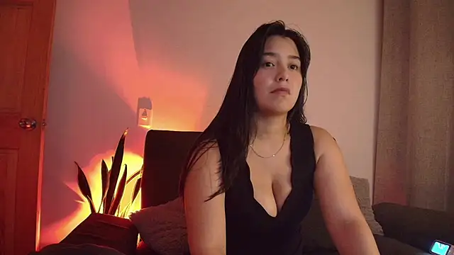 Alyssa and DAngelo online show from June 17, 2026, 2:58 am