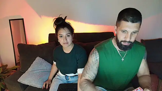 Alyssa and DAngelo online show from August 1, 2026, 3:39 am