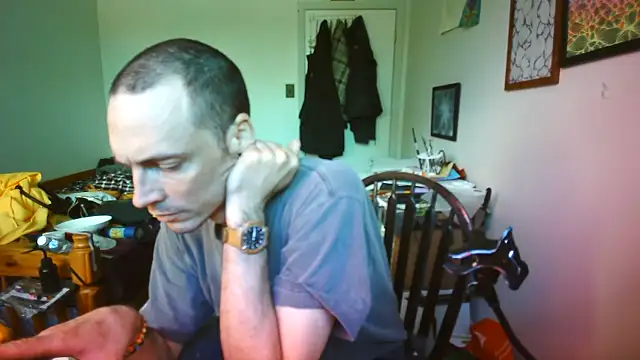 JohnnyMoves online show from June 15, 2026, 7:16 pm