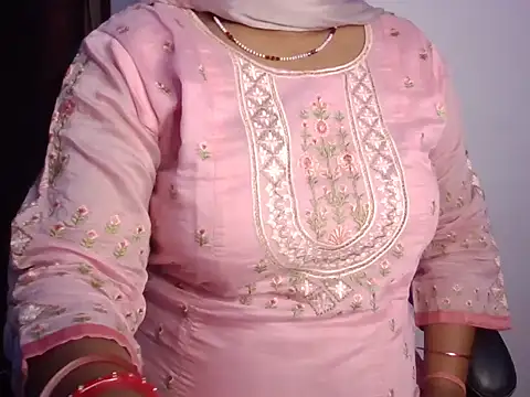 Snapshot of Hotty_Bhabhi1 chatting on April 21, 2026, 5:14 am Hotty Bhabhi1 online show from April 21, 2026, 5:14 am