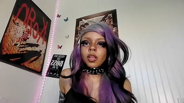 nerdyhotgoth online show from June 23, 2026, 2:20 am