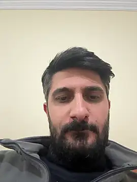 fatihbry657 online show from April 16, 2026, 9:39 pm