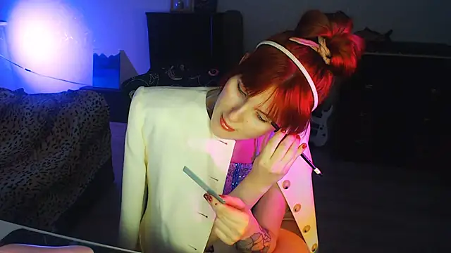 ConchitaMesser online show from April 20, 2026, 9:27 pm