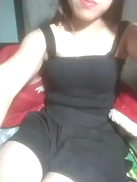 Zara-Lina online show from April 18, 2026, 12:20 pm