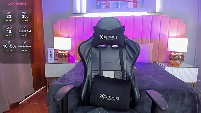 kata petite online show from May 27, 2026, 8:06 pm