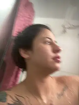 Snapshot of Livia-cortez chatting on May 23, 2026, 2:10 pm Livia-cortez online show from May 23, 2026, 2:10 pm