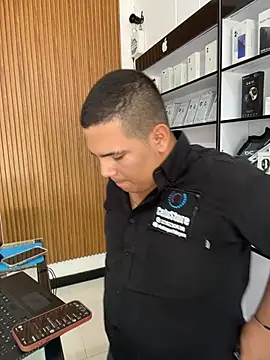 Patricio 02 online show from April 29, 2026, 8:37 pm