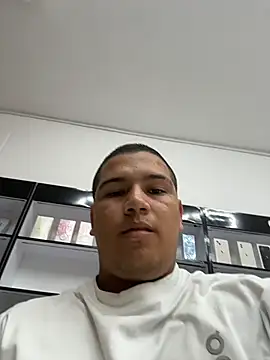 Snapshot of Patricio_02 chatting on July 29, 2026, 8:40 pm Patricio 02 online show from July 29, 2026, 8:40 pm