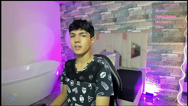 Snapshot of Damian_tay chatting on May 14, 2026, 11:50 am Damian tay online show from May 14, 2026, 11:50 am
