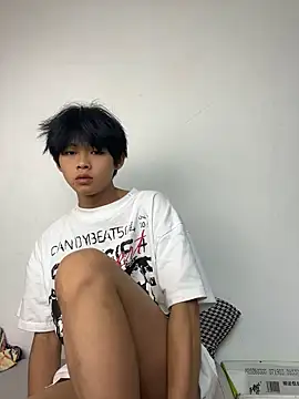 Snapshot of XBD-1 chatting on June 15, 2026, 6:43 pm XBD-1 online show from June 15, 2026, 6:43 pm