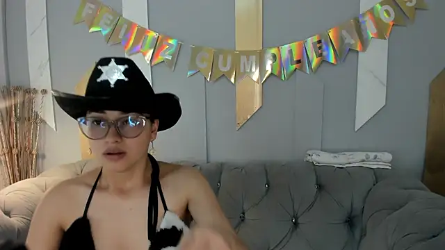 Sweet lia08 online show from June 13, 2026, 9:57 pm